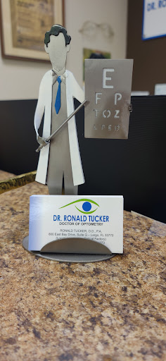 Optometrist «Optical Factory & Showroom», reviews and photos, 800 E Bay Dr, Largo, FL 33770, USA