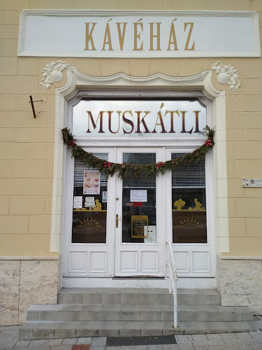 Hozzászólások és értékelések az Muskátli Cafe-ról