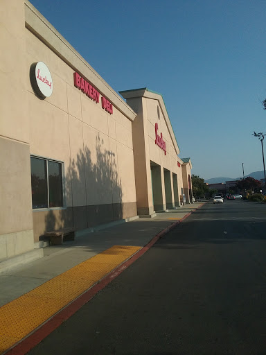 Supermarket «Lucky», reviews and photos, 291 McCray St, Hollister, CA 95023, USA