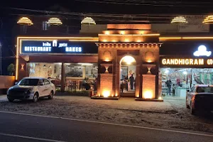 India gate Restaurant Vythiri image
