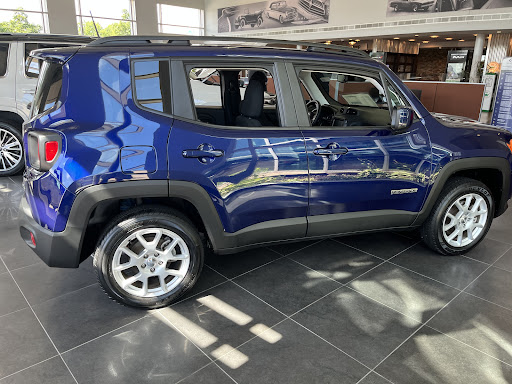 Jeep Dealer «Fields Chrysler Jeep Dodge RAM Glenview», reviews and photos, 2800 Patriot Blvd, Glenview, IL 60026, USA