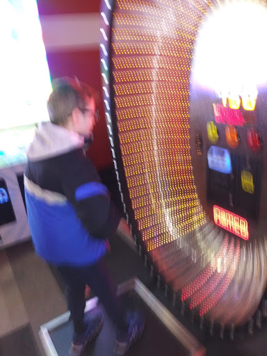 Bowling Alley «Bowlmor White Plains», reviews and photos, 47 Tarrytown Rd, White Plains, NY 10607, USA