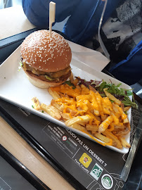 Hamburger du Restauration rapide Food Court - Restaurant Halal à Nanterre - n°8