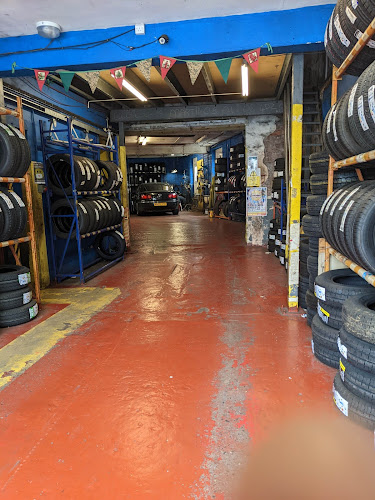Cabot Tyre Service - Tire shop