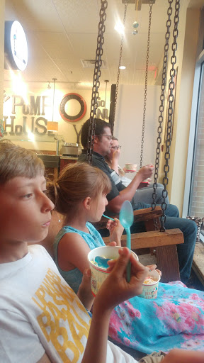 Frozen Yogurt Shop «The Pump House Frozen Yogurt Bar - Grand Rapids», reviews and photos, 2090 Celebration Dr NE #120, Grand Rapids, MI 49525, USA