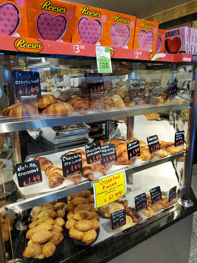 Grocery Store «Fresh Farms», reviews and photos, 20 S Milwaukee Ave, Wheeling, IL 60090, USA