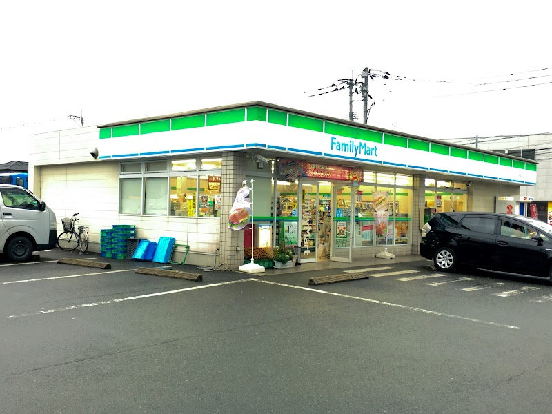 ファミリーマート 大野城山田店
