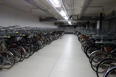 グローバルゲート駐輪場（バイク・自転車）