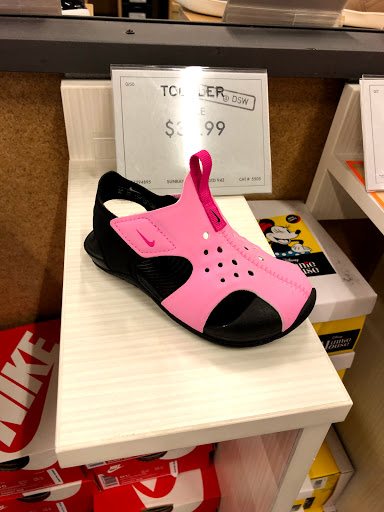 Shoe Store «DSW Designer Shoe Warehouse», reviews and photos, 3704 W Dublin Granville Rd, Columbus, OH 43235, USA