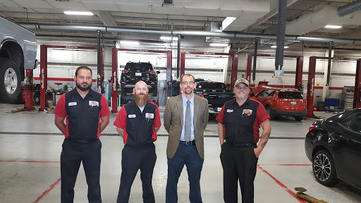 Toyota Dealer «Toyota of Louisville on Dixie Highway», reviews and photos, 6514 Dixie Hwy, Louisville, KY 40258, USA