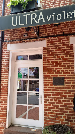 Ultra Violet Flowers, 1218 31st St NW, Washington, DC 20007, USA, 