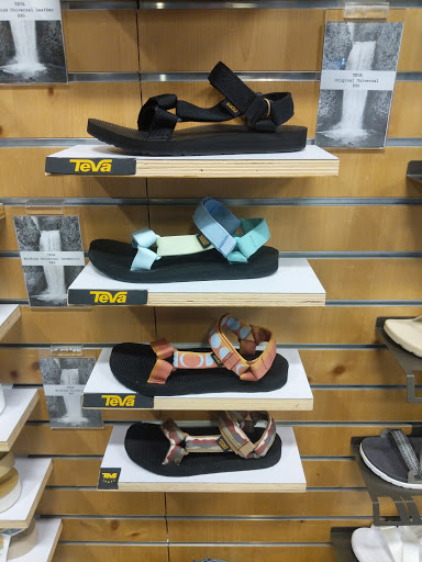 Outdoor Sports Store «Alabama Outdoors», reviews and photos, 3054 Independence Dr, Homewood, AL 35209, USA