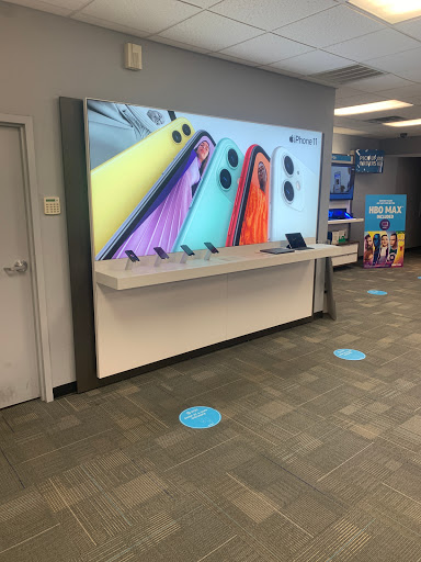 Cell Phone Store «AT&T», reviews and photos, 540 Reservoir Ave, Cranston, RI 02910, USA