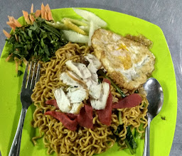 Warung Bayu Risky: nasgor, Mie goreng, capjay photo