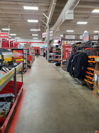 Home Improvement Store «Tractor Supply Co.», reviews and photos, 2091 E Main St, Spartanburg, SC 29307, USA