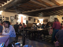 Atmosphère du Restaurant Auberge du Clocher à Villeneuve-sur-Verberie - n°16