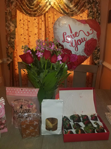 Gift Shop «Edible Arrangements», reviews and photos, 6925 Oakland Mills Rd, Columbia, MD 21045, USA