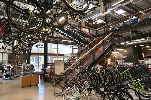 Camping Store «REI», reviews and photos, 2700 Seaglass Way, Oxnard, CA 93036, USA