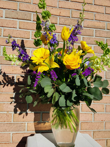 Florist «McBride Florist», reviews and photos, 805 6th Ave SE, Decatur, AL 35601, USA