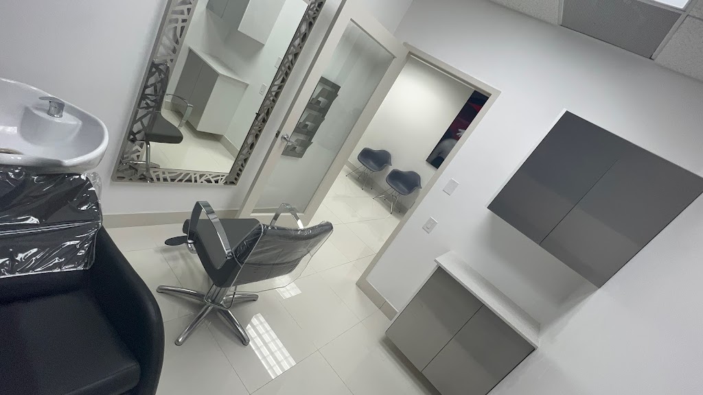 Modern salon 2 33156