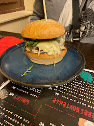 Photo n°43 de RED BEAR N’ BURGER ᙅᖾᥲຕρɩoᥒ ᑯᥱ ᖴɾᥲᥒᥴᥱ ᑯᥙ ᑲᥙɾɠᥱɾ ® à Compiègne ()