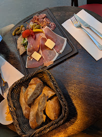 Charcuterie du Restaurant de spécialités du sud-ouest de la France Chez Papa à Paris - n°3