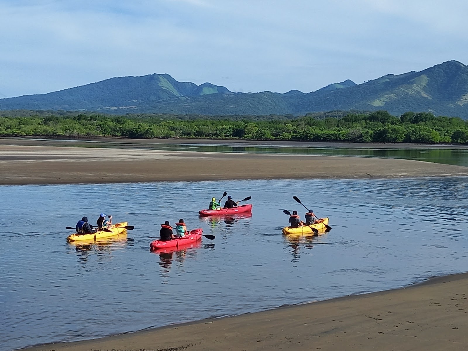 Photo of Las Tunas beach - popular place among relax connoisseurs