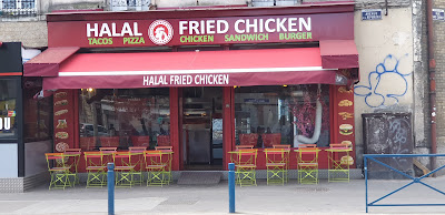 Halal fried chicken à Aubervilliers