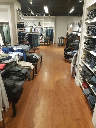 Clothing Store «Banana Republic», reviews and photos, 820 W Stacy Rd, Allen, TX 75013, USA