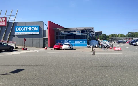 DECATHLON image