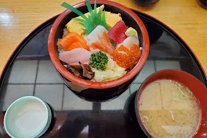 Ri Sushi image