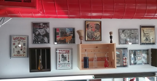 Barber Shop «Manhattan Beach Barber Shop», reviews and photos, 1069 N Aviation Blvd, Manhattan Beach, CA 90266, USA