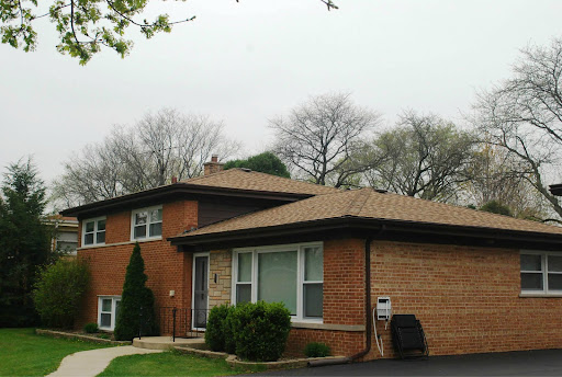 Roofing Contractor «Titan Roofing», reviews and photos, 932 Country Ln, Buffalo Grove, IL 60089, USA