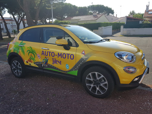 Auto / Moto École - First à Royan, Charente-Maritime
