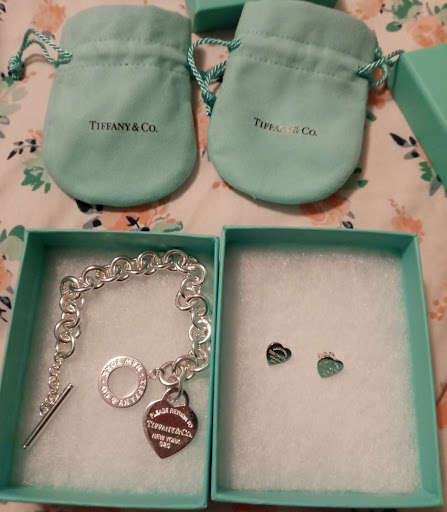 Jewelry Store «Tiffany & Co.», reviews and photos, 730 N Michigan Ave, Chicago, IL 60611, USA