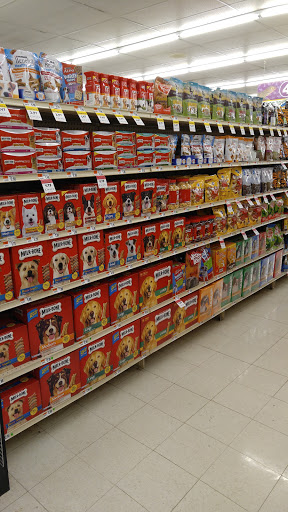 Pet Supply Store «Pet Supplies Plus», reviews and photos, 2480 Albany Ave, West Hartford, CT 06117, USA