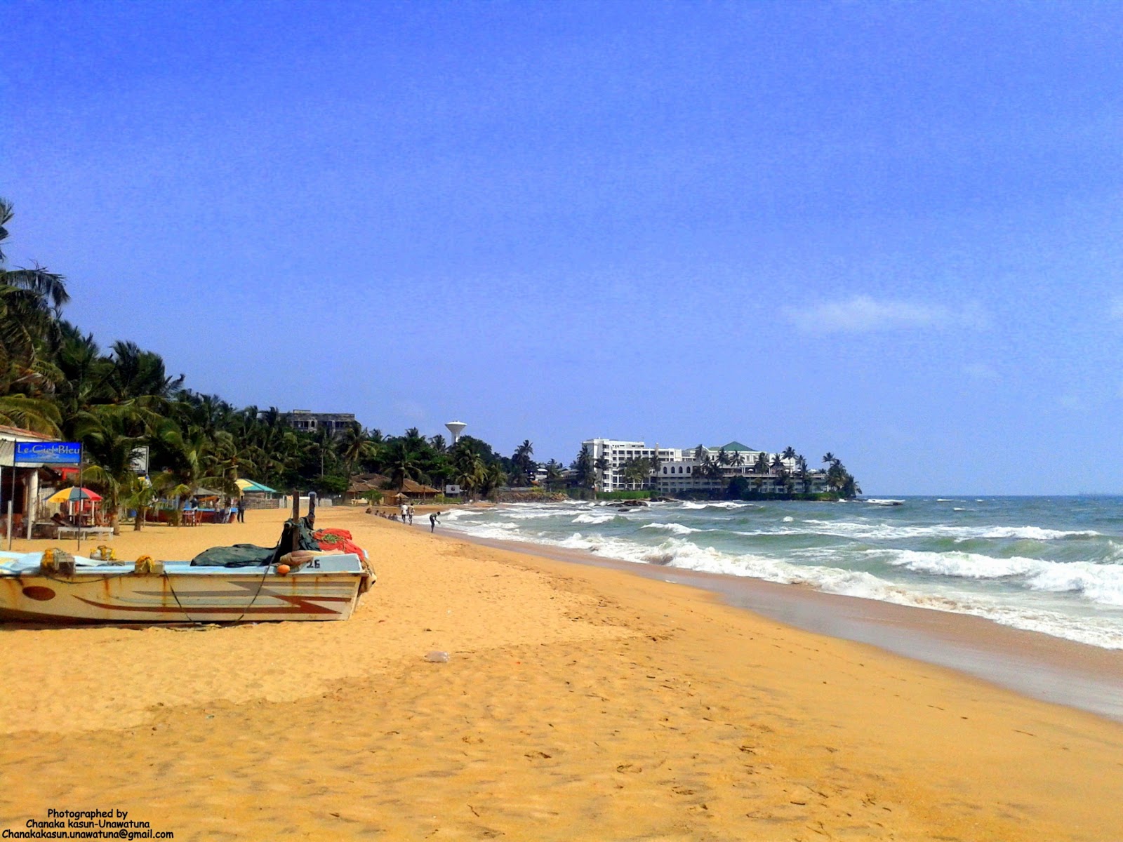 Mount Laviniya Beach photo #7