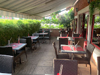 Atmosphère du Restaurant vietnamien Le Phénix de Saïgon à Salon-de-Provence - n°4