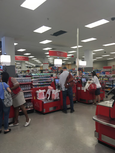 Department Store «Target», reviews and photos, 139 Flatbush Ave, Brooklyn, NY 11217, USA
