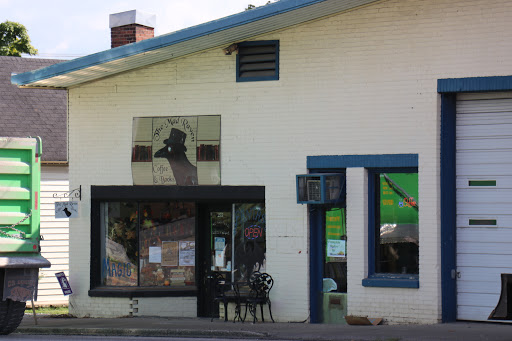 Book Store «The Mad Raven Coffee & Books», reviews and photos, 255 W Bockman Way, Sparta, TN 38583, USA