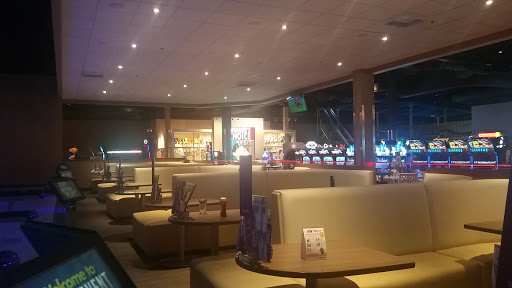 Restaurant «Main Event Entertainment», reviews and photos, 10700 Davis Dr, Alpharetta, GA 30009, USA