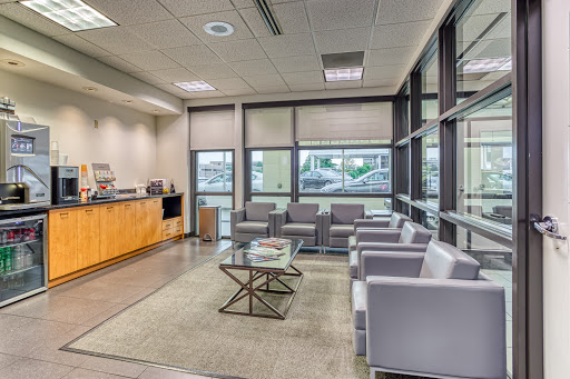 Infiniti Dealer «Plaza Infiniti», reviews and photos, 755 N New Ballas Rd, Creve Coeur, MO 63141, USA