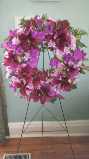 Florist «Paragon Flowers West», reviews and photos, 323 Walnut St, St Charles, IL 60174, USA