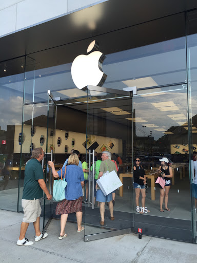 Computer Store «Apple Nanuet», reviews and photos, 8115 Fashion Dr, Nanuet, NY 10954, USA