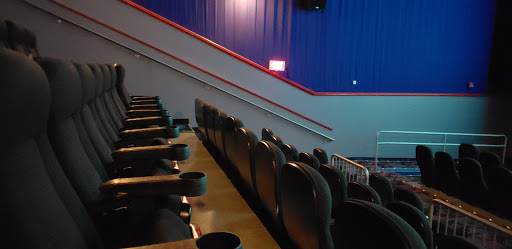 Movie Theater «Regal Cinemas Potomac Yard 16», reviews and photos, 3575 Jefferson Davis Hwy, Alexandria, VA 22305, USA