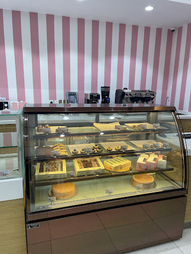 Mille Feuille Bakery ميل فوي بيكري 