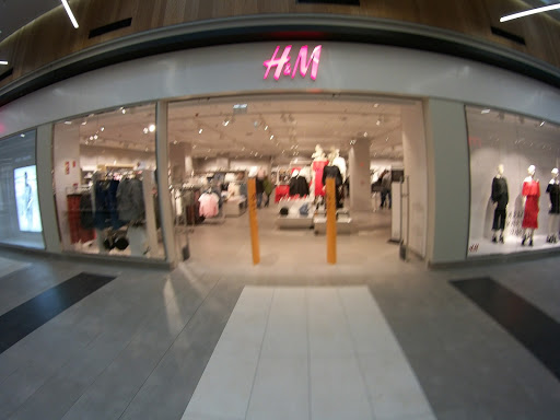 H&M