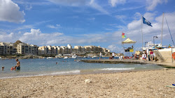 Photo de Marsalforn Beach zone des équipements