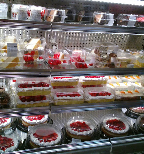 Supermarket «Giant Eagle Supermarket», reviews and photos, 1201 Mentor Ave, Painesville, OH 44077, USA