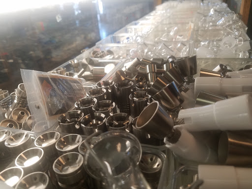 Tobacco Shop «Twilight Zone gift & smoke shop», reviews and photos, 24058 Mission Blvd, Hayward, CA 94544, USA